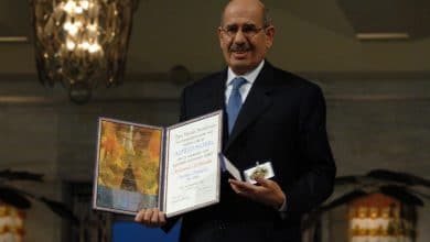 العرب الحاصلين على جائزة نوبل