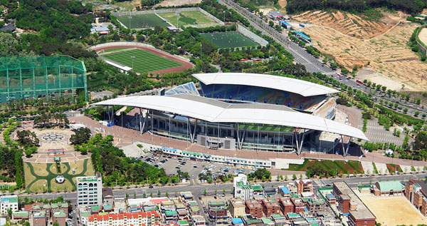 ملعب كأس العالم بـ "سوون" (كوريا الجنوبية)