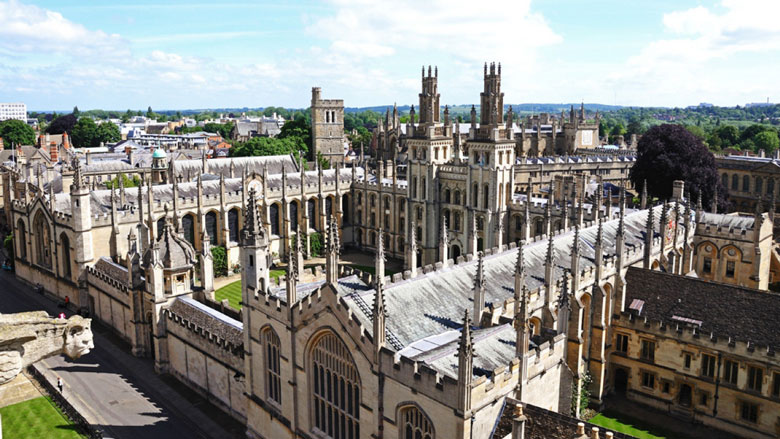 جامعة أكسفورد أجمل جامعات العالم