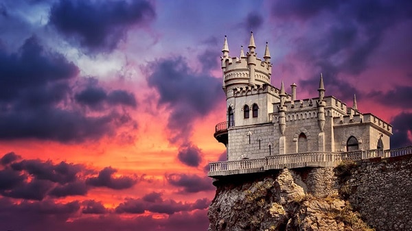 قلعة عش طائر الخطاف أجمل قصور العالم