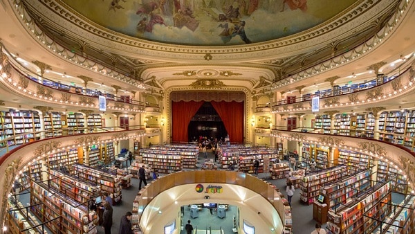 مكتبة إلتينيو من أجمل مكتبة في العالم