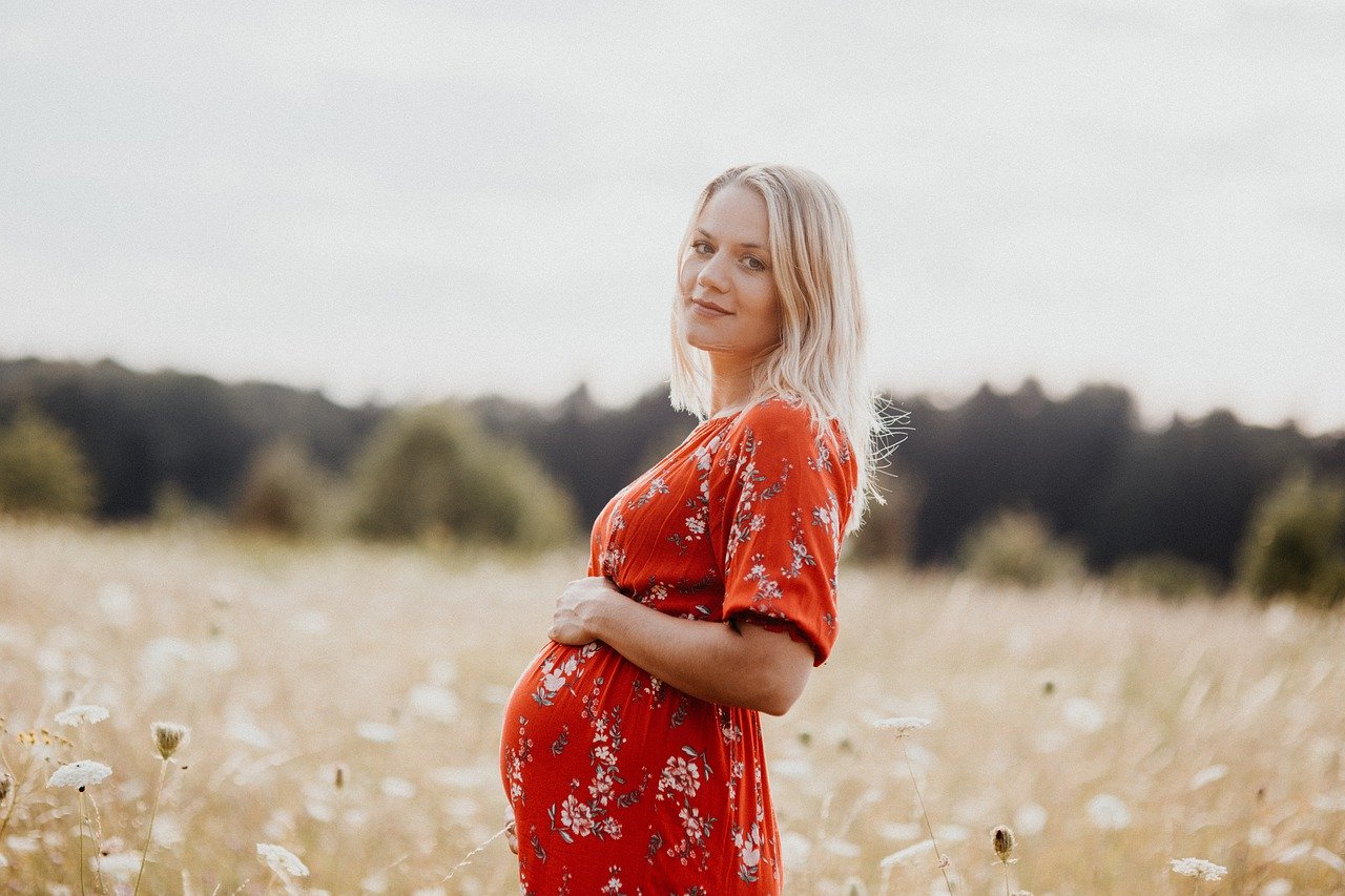 أهمية مراعاة نفسية الحامل خلال مراحل الحمل مجلة محطات