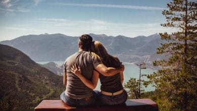 كيف تكون تصرفات الرجل الذي يحب