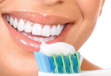 تفسير حلم رؤية تنظيف الاسنان في المنام