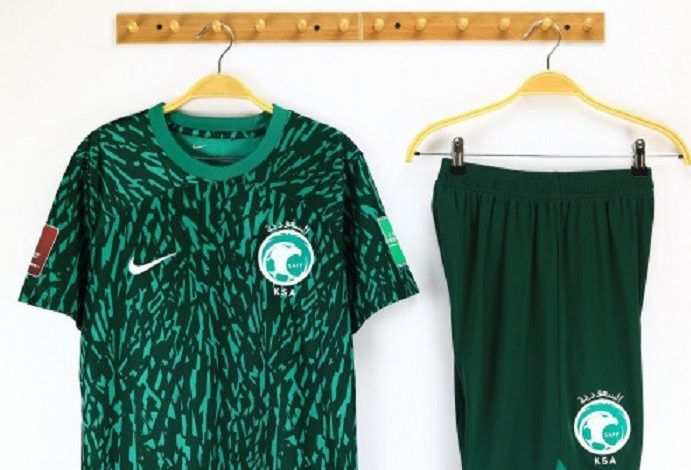 أماكن واسعار شراء قميص المنتخب السعودي كأس العالم 2022